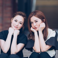 Twins&成龙